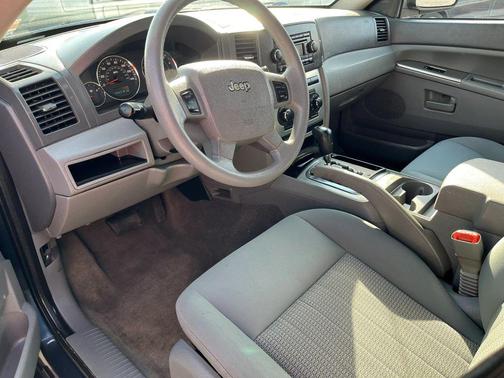2007 Jeep Grand Cherokee Laredo