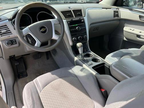 2012 Chevrolet Traverse LS