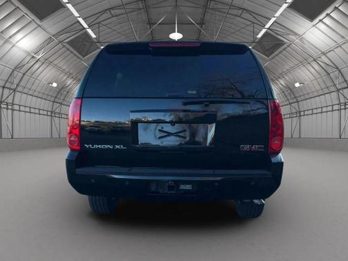 2013 GMC Yukon XL 1500 SLT