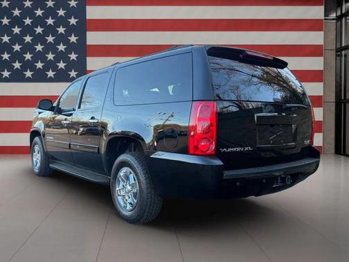 2013 GMC Yukon XL 1500 SLT