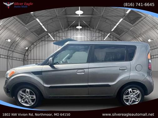 Gray 2010 Kia Soul +