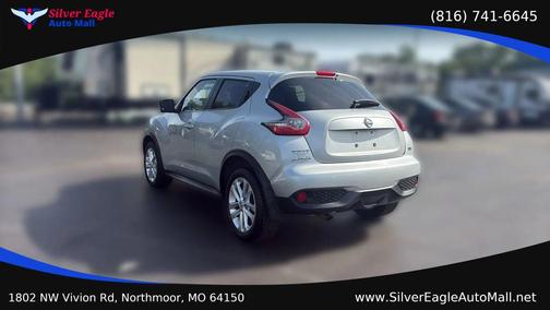 Silver 2015 Nissan Juke SV