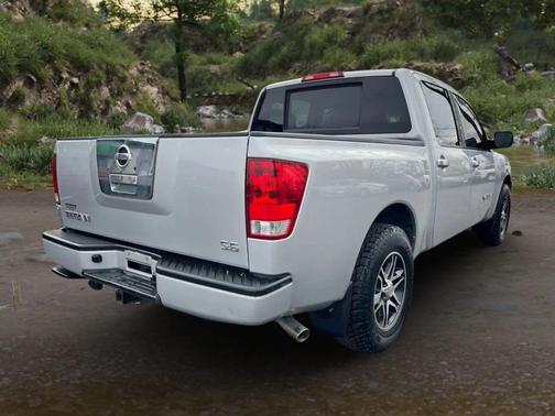 2009 Nissan Titan XE Crew Cab