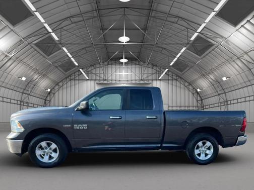 2016 RAM 1500 SLT