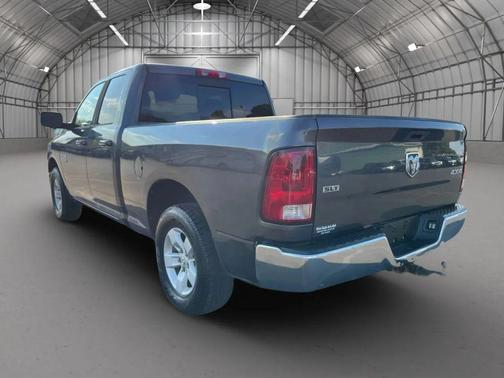 2016 RAM 1500 SLT