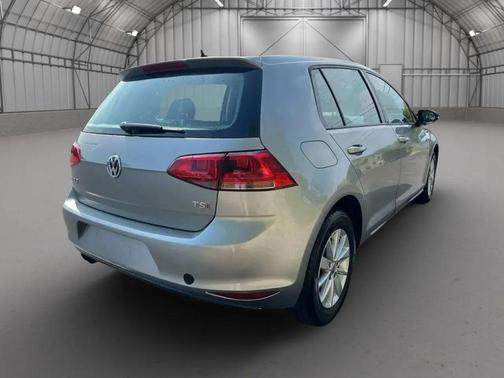 2017 Volkswagen Golf TSI SE 4-Door