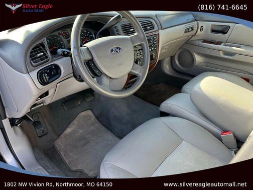 2006 Ford Taurus SEL