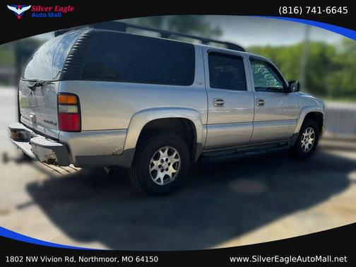 Gold 2004 Chevrolet Suburban 1500 Z71