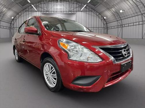 2016 Nissan Versa 1.6 S+