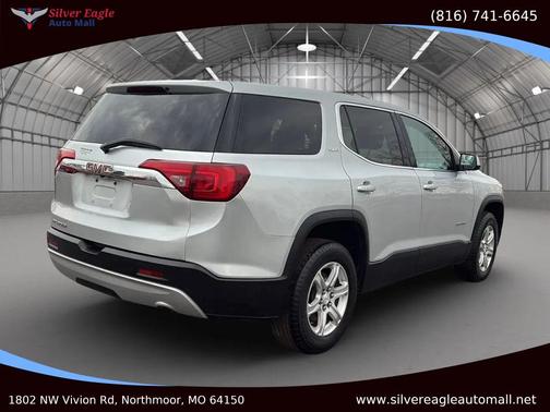 SIVER 2017 GMC Acadia SLE-1