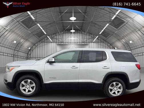 SIVER 2017 GMC Acadia SLE-1