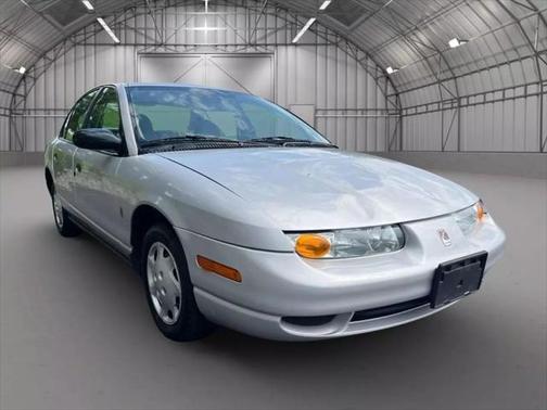 2001 Saturn SL 1