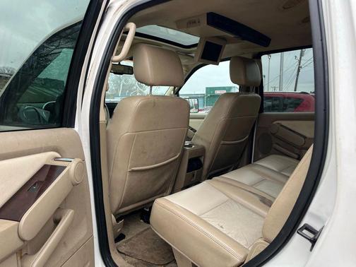 2007 Ford Explorer Limited