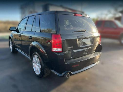 Black 2005 Saturn Vue Base