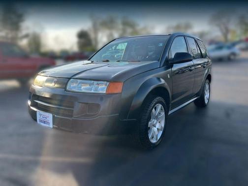 Black 2005 Saturn Vue Base