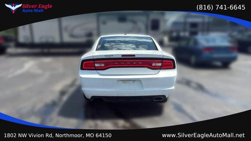 White 2014 Dodge Charger SE
