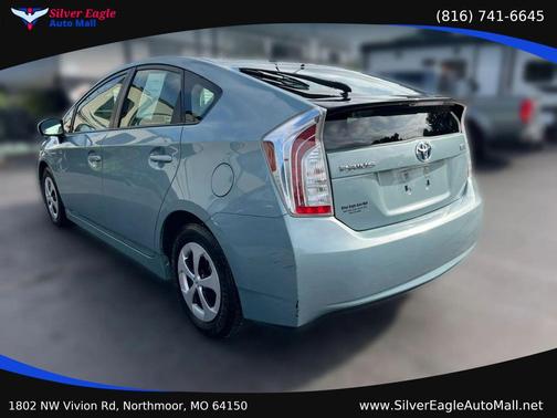 Green 2014 Toyota Prius Two