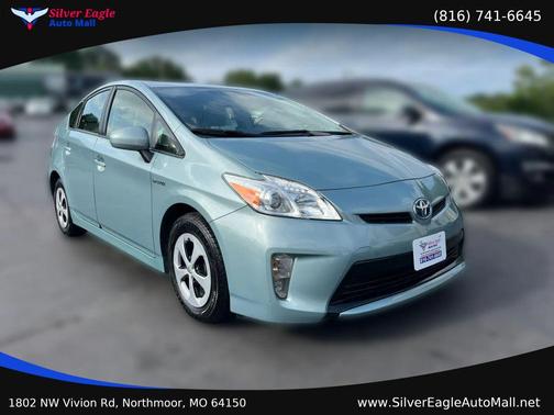 Green 2014 Toyota Prius Two
