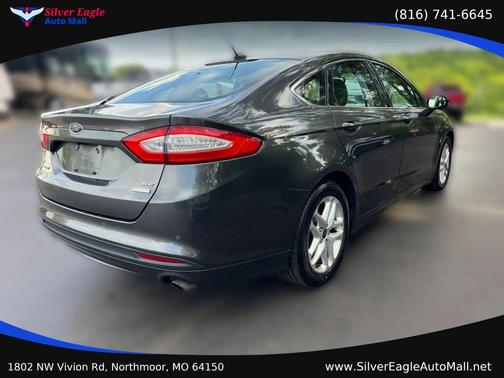 Gray 2016 Ford Fusion SE