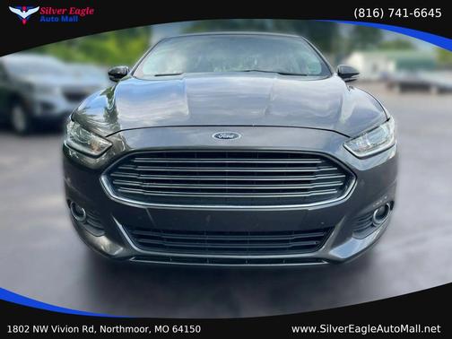 Gray 2016 Ford Fusion SE