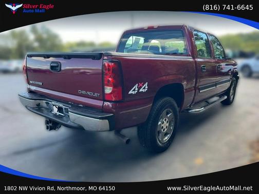 Red 2005 Chevrolet Silverado 1500 LS Crew Cab