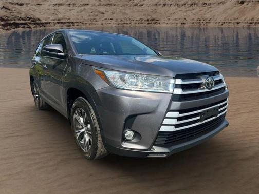 2019 Toyota Highlander LE Plus