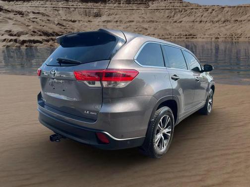 2019 Toyota Highlander LE Plus