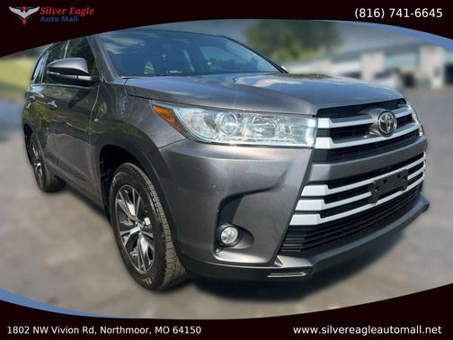 Gray 2019 Toyota Highlander LE Plus