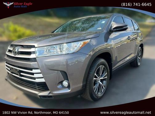 Gray 2019 Toyota Highlander LE Plus