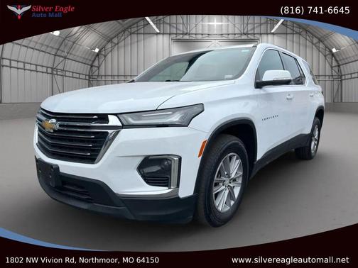 2022 Chevrolet Traverse LT Cloth