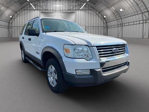 2006 Ford Explorer XLT