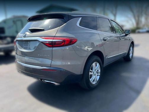 2018 Buick Enclave Essence