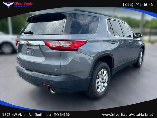Gray 2020 Chevrolet Traverse LT Cloth