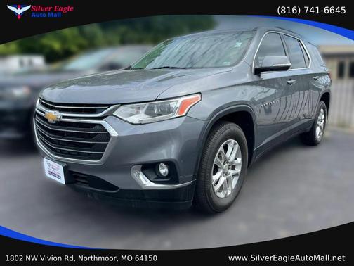 Gray 2020 Chevrolet Traverse LT Cloth