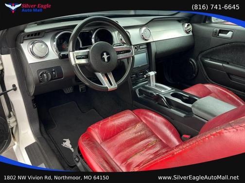White 2006 Ford Mustang GT Premium
