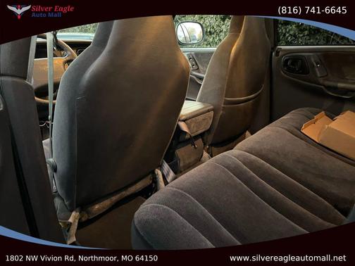 2000 Dodge Dakota Base