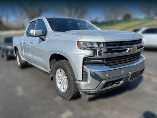 Silver 2020 Chevrolet Silverado 1500 LT