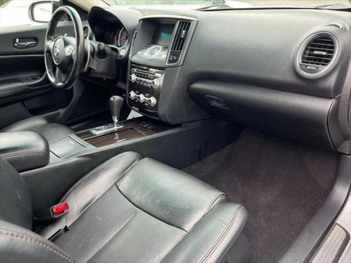 2014 Nissan Maxima SV