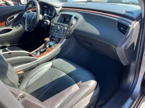 Brown 2010 Buick LaCrosse CXL