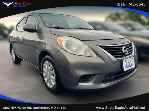 2014 Nissan Versa 1.6 SV