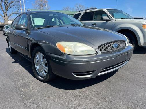 2004 Ford Taurus SEL