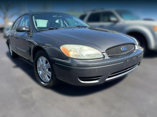 2004 Ford Taurus SEL