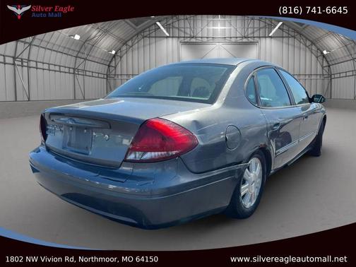 2004 Ford Taurus SEL