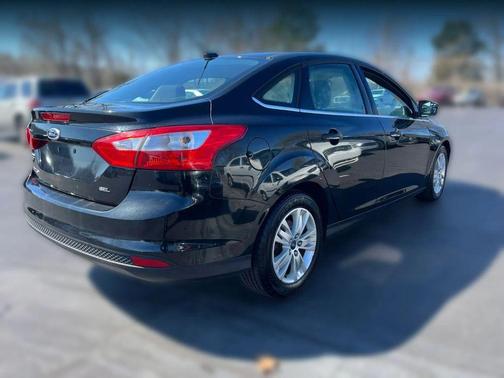 Black 2012 Ford Focus SEL