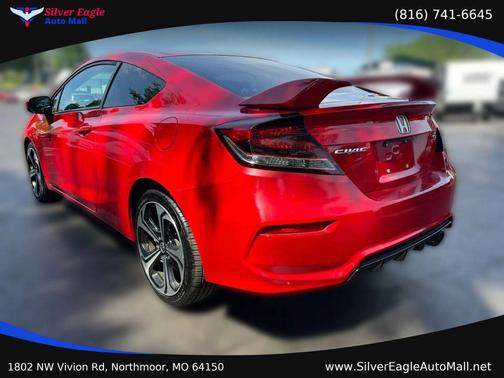 Red 2015 Honda Civic Si