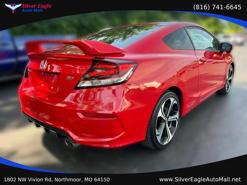 Red 2015 Honda Civic Si