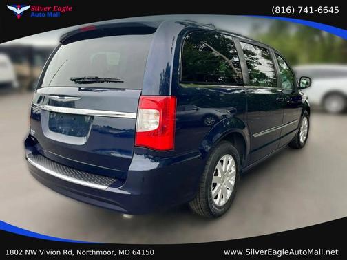 Blue 2015 Chrysler Town & Country Touring
