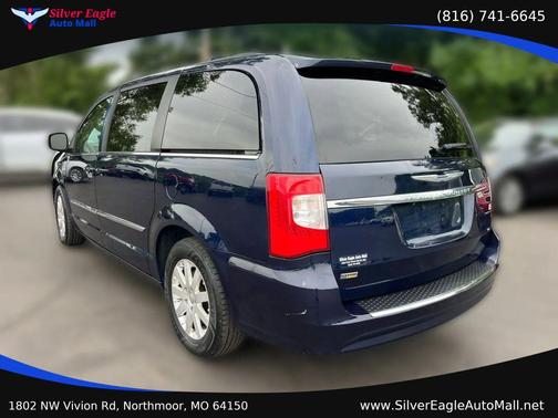 Blue 2015 Chrysler Town & Country Touring
