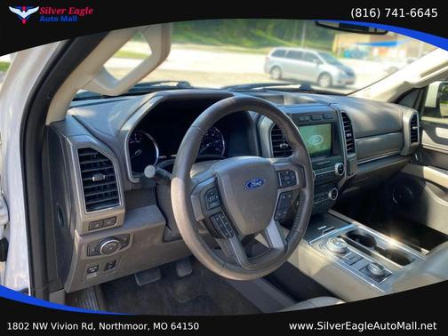 White 2018 Ford Expedition Max XLT