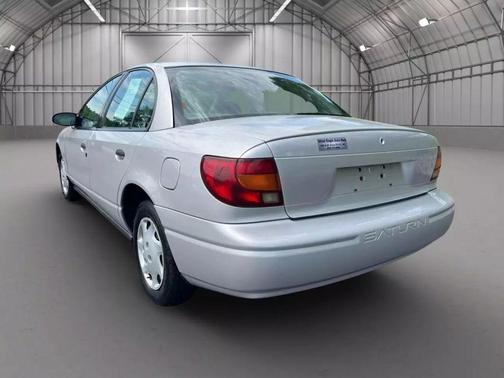 2001 Saturn SL 1